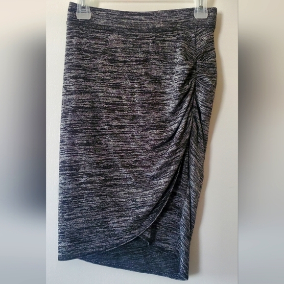 Wilfred Pencil Skirt Small Black and Grey Heathered - Picture 3 of 7